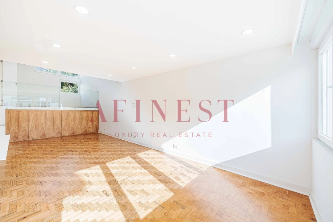 Apartamento T2 para Arrendamento em Alvalade Foto 17