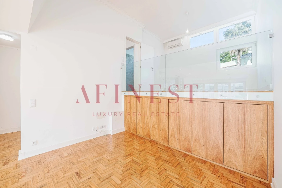 Apartamento T2 para Arrendamento em Alvalade Foto 20