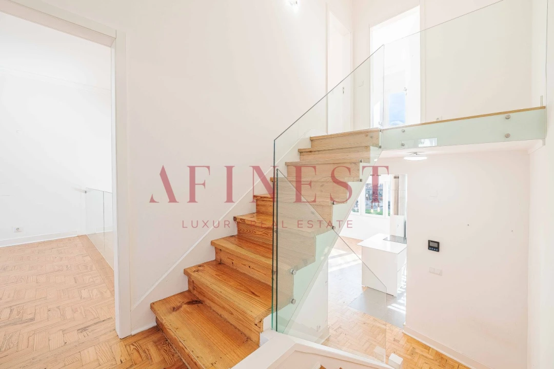 Apartamento T2 para Arrendamento em Alvalade Foto 26