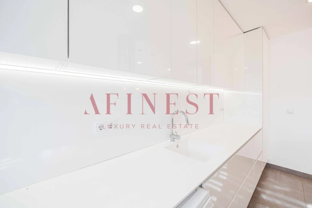 Apartamento T2 para Arrendamento em Alvalade Foto 10