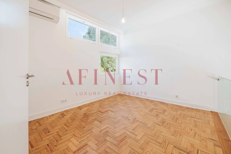 Apartamento T2 para Arrendamento em Alvalade Foto 30