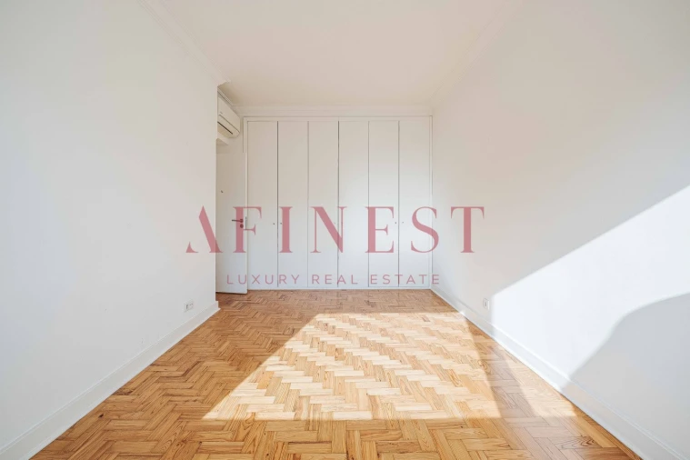 Apartamento T2 para Arrendamento em Alvalade Foto 43