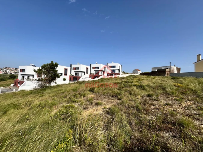 Terreno para Venda em Carvoeira Foto 6