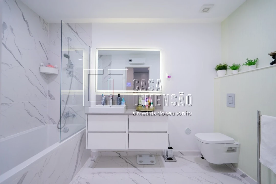 Apartamento T2 para Venda em Carnaxide e Queijas Foto 37