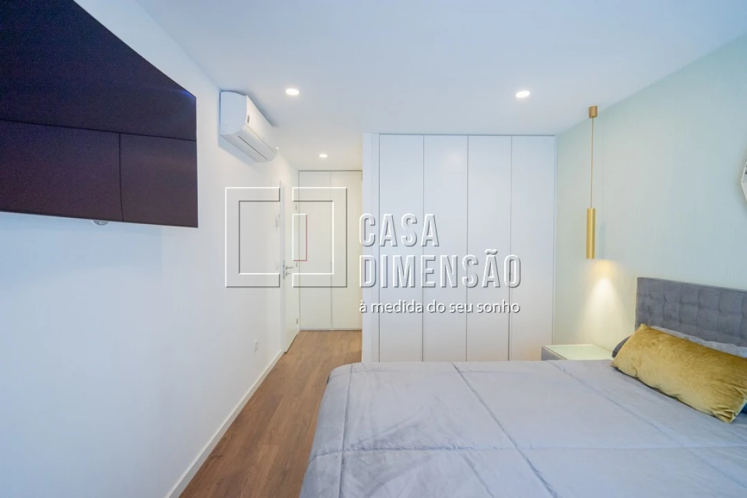 Apartamento T2 para Venda em Carnaxide e Queijas Foto 55