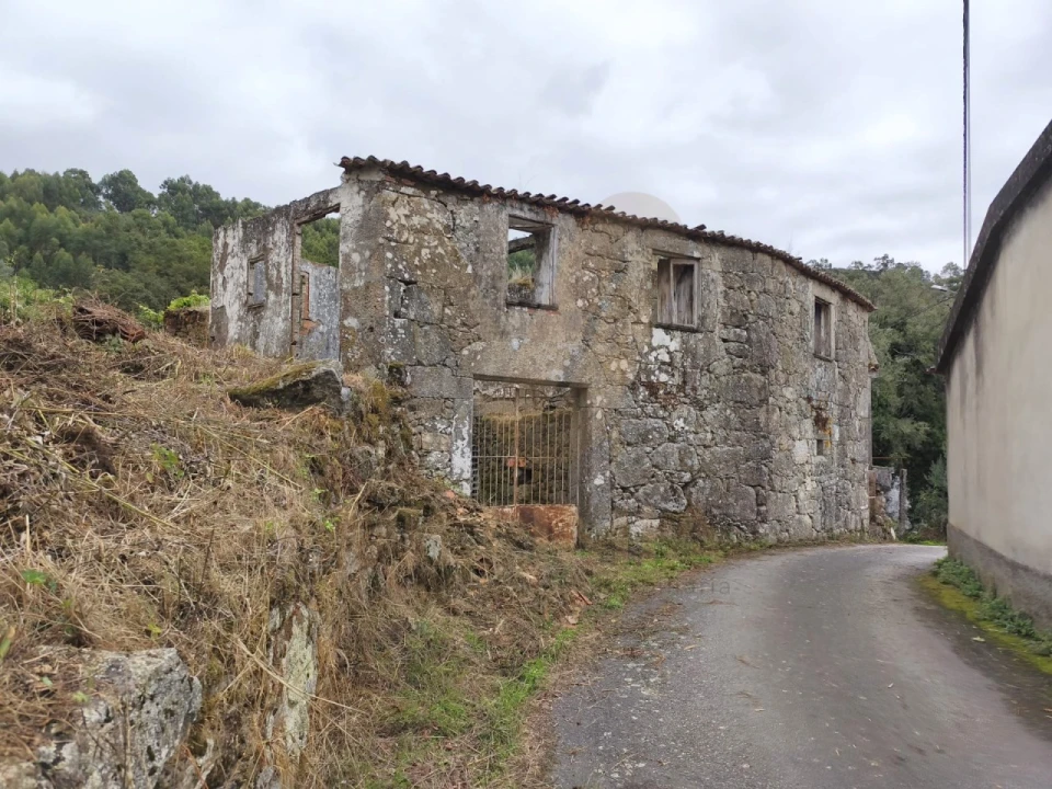 Moradia T2 para Venda em Ribeira Foto 8