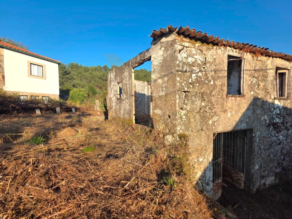 Moradia T2 para Venda em Ribeira Foto 12