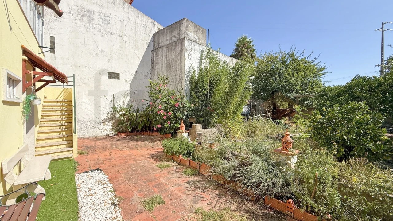 Moradia T5 para Venda em Ventosa Foto 47