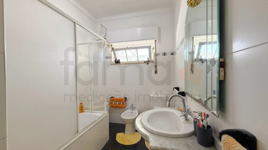 Moradia T5 para Venda em Ventosa Foto 16