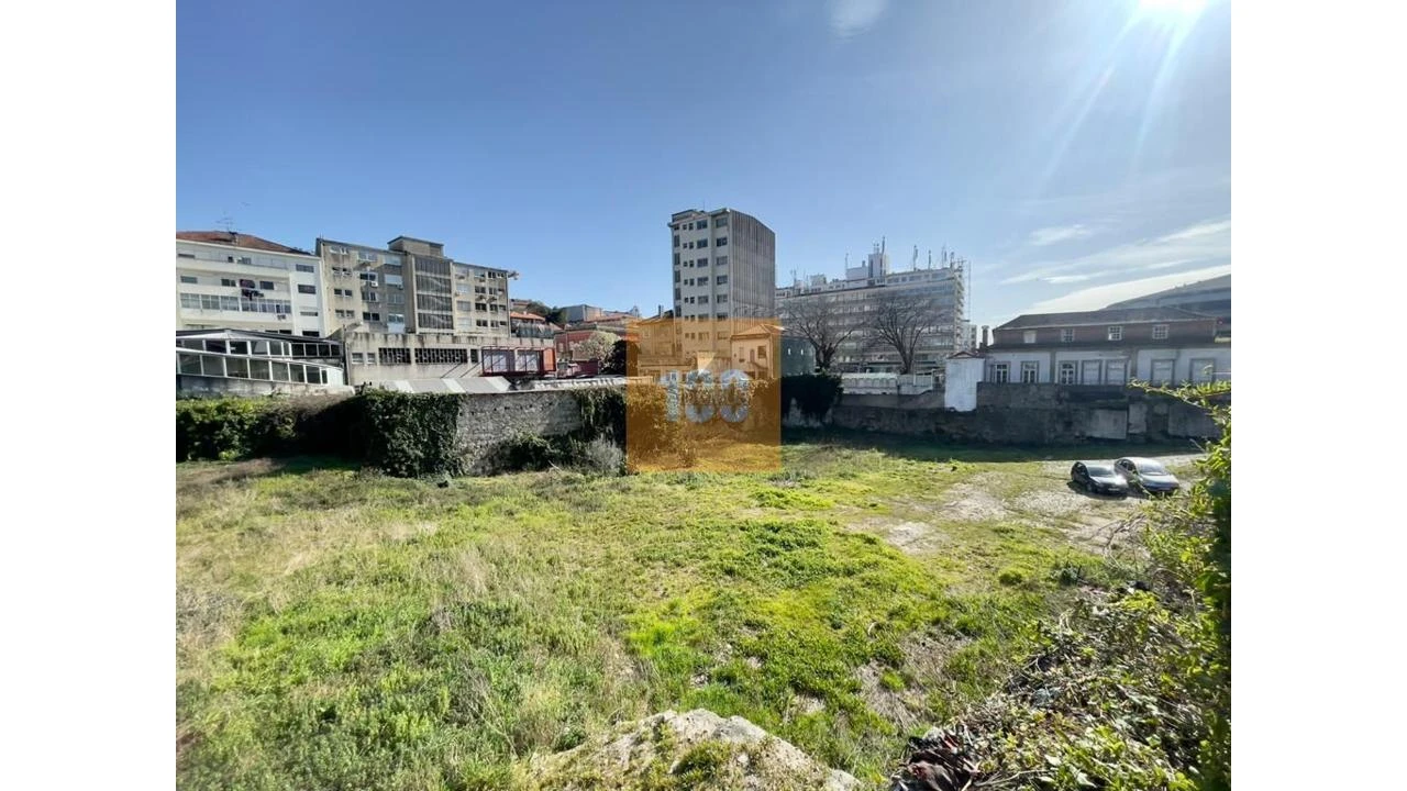 Apartamento T1 para Venda em Cedofeita, Santo Ildefonso, Sé, Miragaia, São Nicolau e Vitória Foto 25