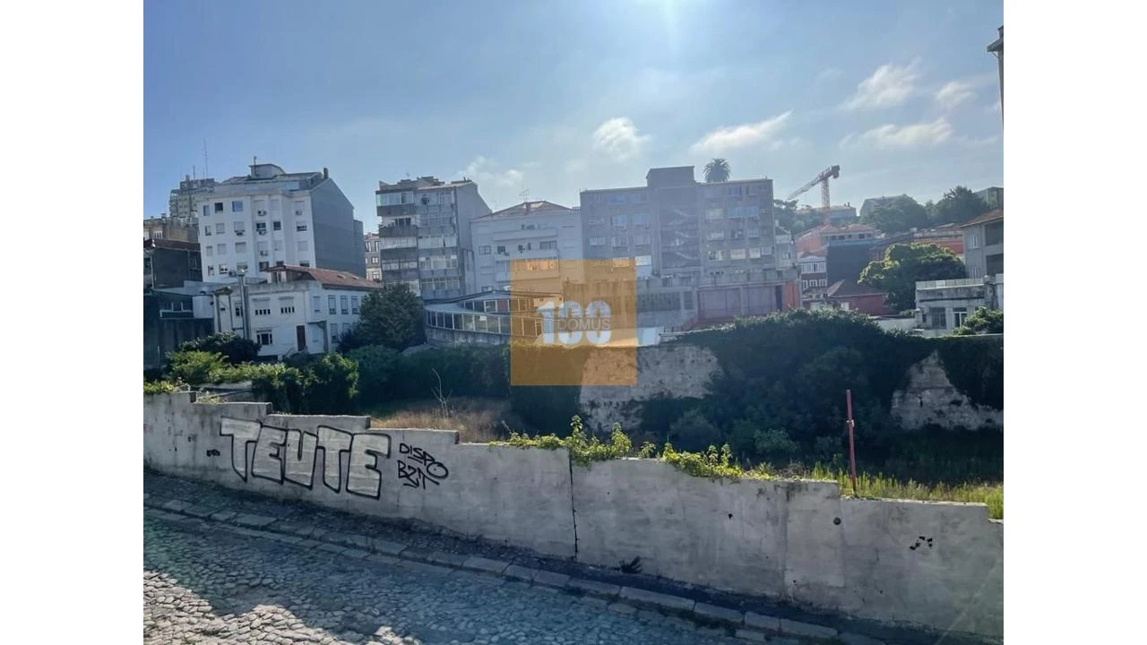 Apartamento T1 para Venda em Cedofeita, Santo Ildefonso, Sé, Miragaia, São Nicolau e Vitória Foto 21