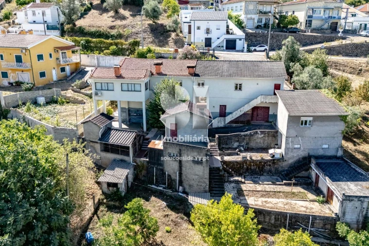 Moradia T3 para Venda em Santa Clara e Castelo Viegas Foto 4