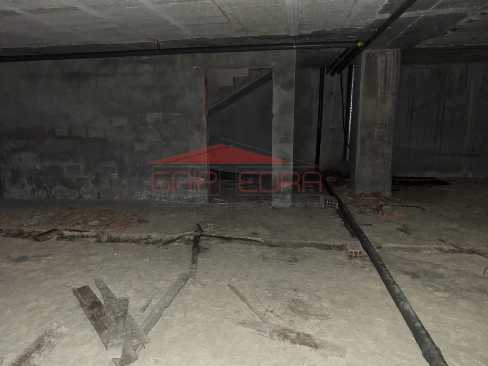 Armazém para Venda em O. Azeméis, Riba-Ul, Ul, Macinhata Seixa, Madail Foto 8