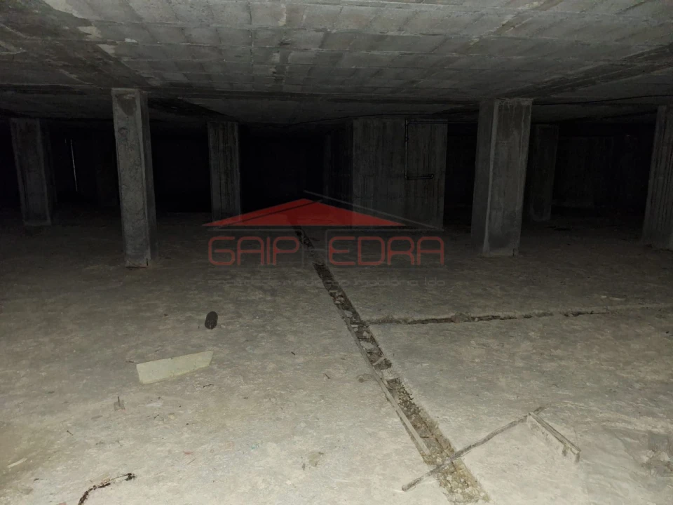 Armazém para Venda em O. Azeméis, Riba-Ul, Ul, Macinhata Seixa, Madail Foto 10