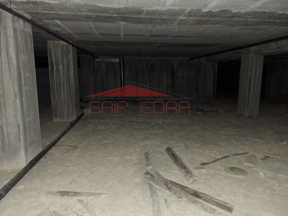 Armazém para Venda em O. Azeméis, Riba-Ul, Ul, Macinhata Seixa, Madail Foto 11