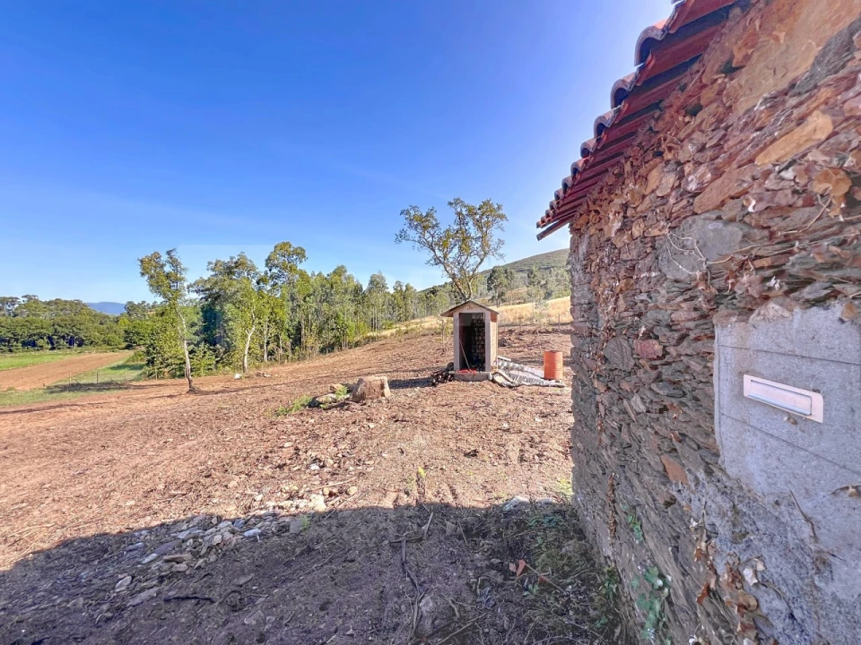 Terreno para Venda em Venade e Azevedo Foto 16