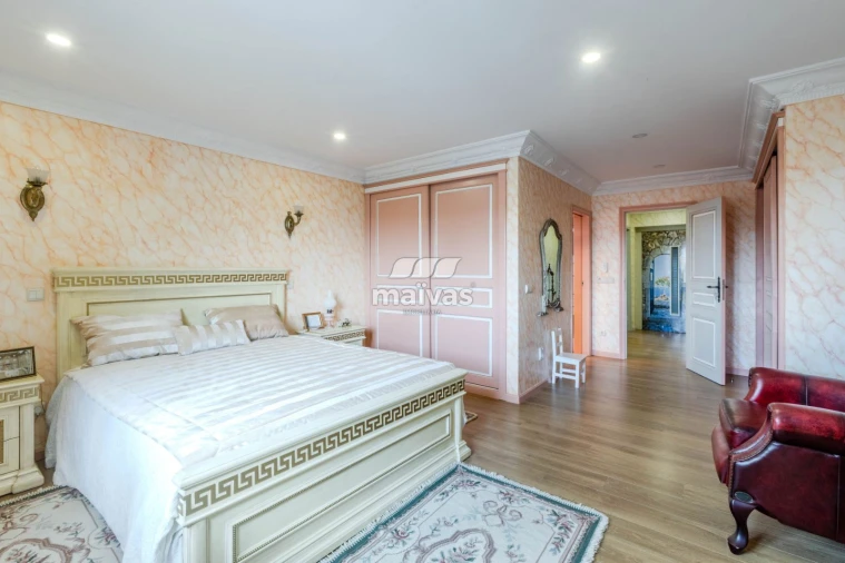 Moradia T5 para Venda em Merelim (São Paio), Panoias e Parada de Tibães Foto 6