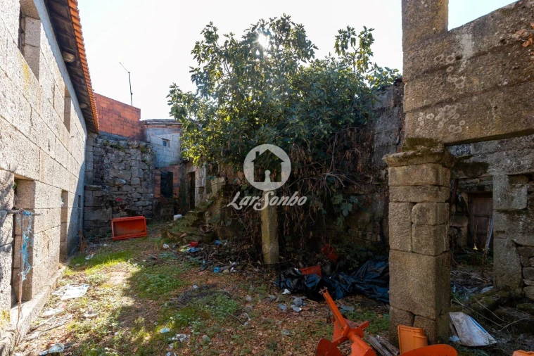 Moradia T1 para Venda em Cerva e Limões Foto 3