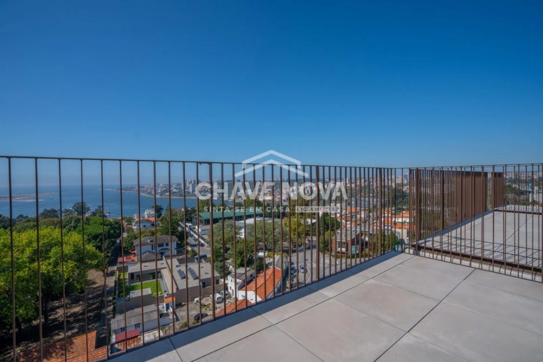 Apartamento T3 para Venda em Arcozelo Foto 5