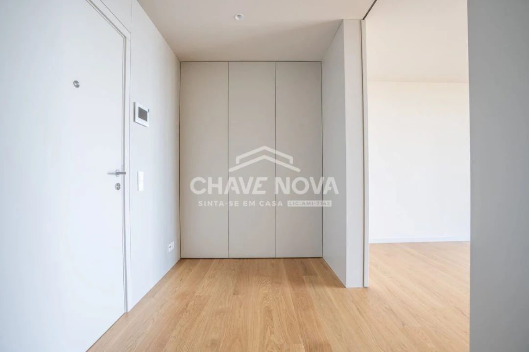 Apartamento T3 para Venda em Arcozelo Foto 9