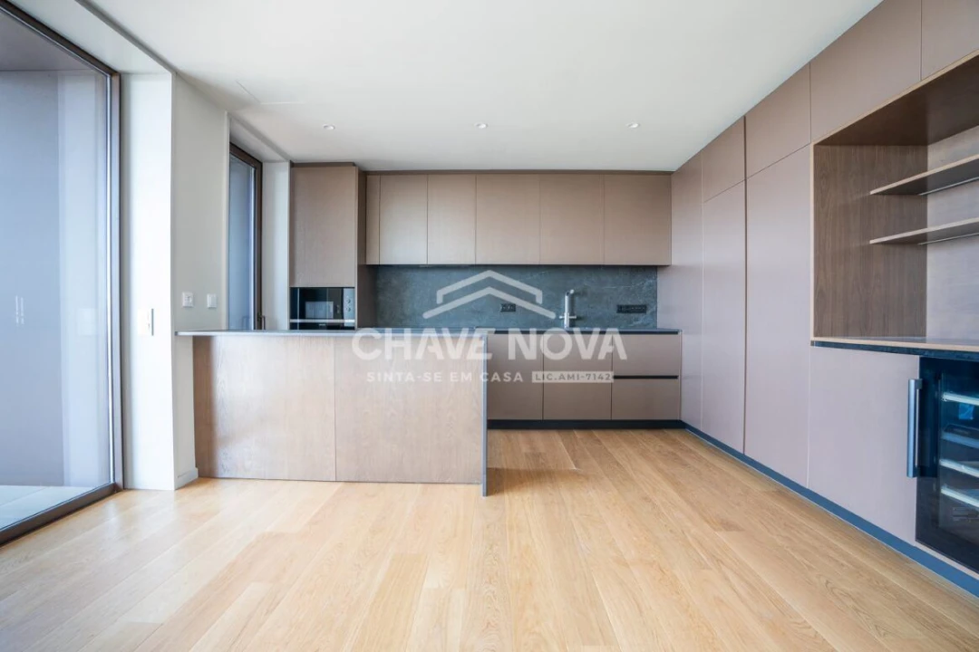 Apartamento T3 para Venda em Arcozelo Foto 12