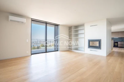 Apartamento T3 para Venda em Arcozelo