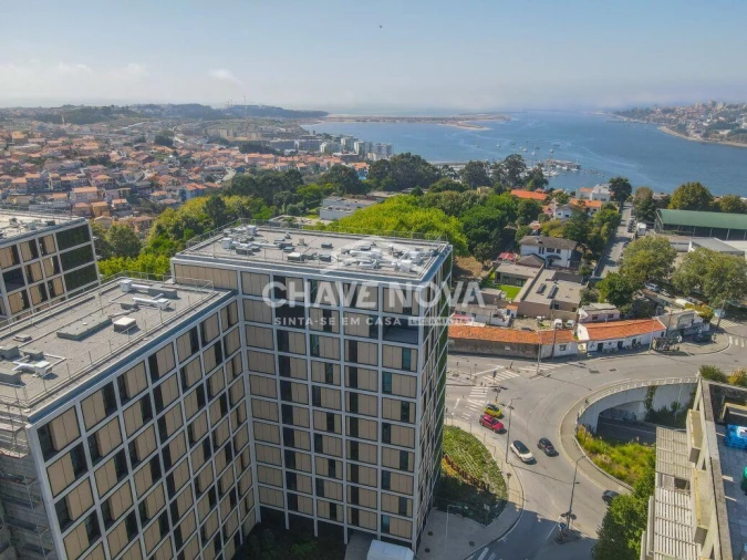 Apartamento T3 para Venda em Arcozelo Foto 3