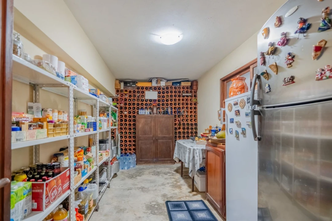 Moradia T5 para Venda em Santa Joana Foto 35