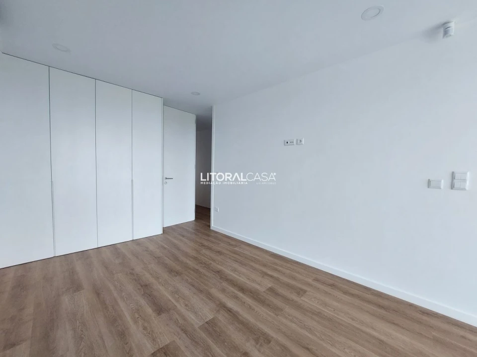 Apartamento T3 para Venda em Gafanha da Encarnação Foto 24