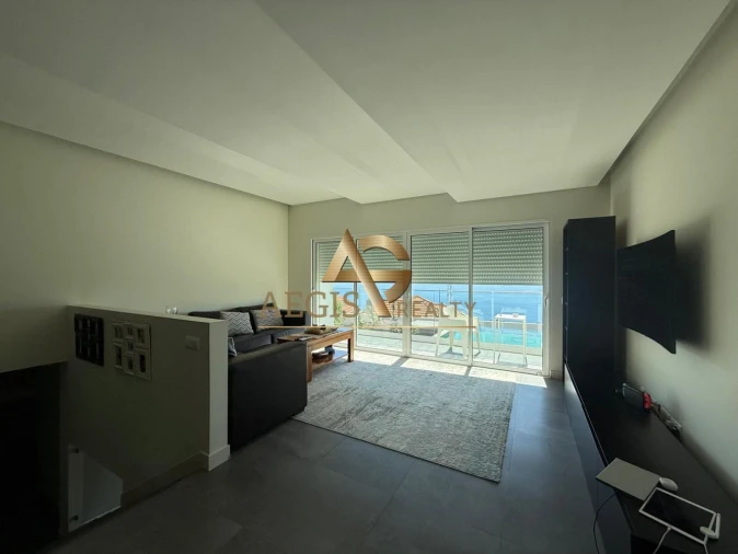 Moradia T3 para Venda em Canhas Foto 8