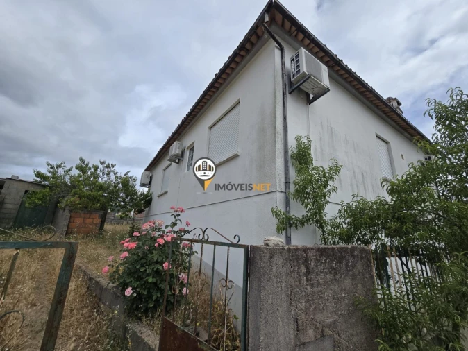 Moradia T2 para Venda em São Vicente da Beira Foto 4