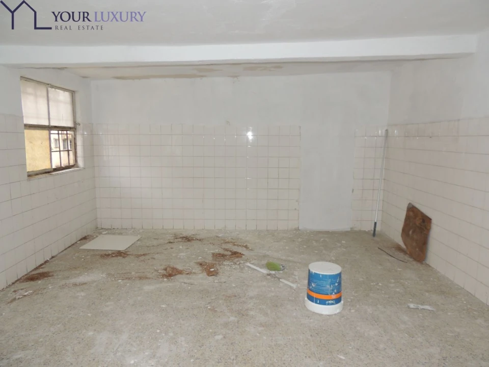 Loja para Arrendamento em Odivelas Foto 14