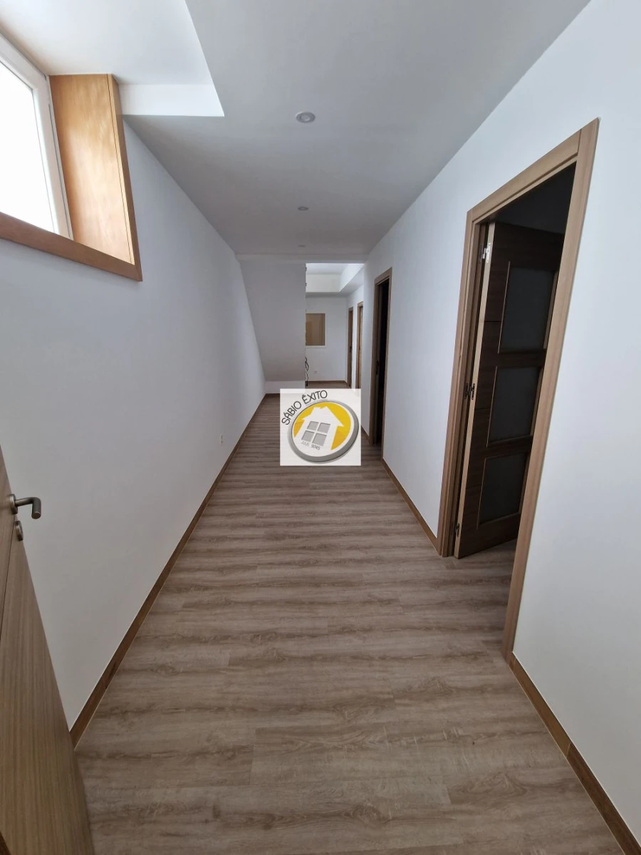 Moradia T3 para Venda em Canedo, Vale e Vila Maior Foto 10