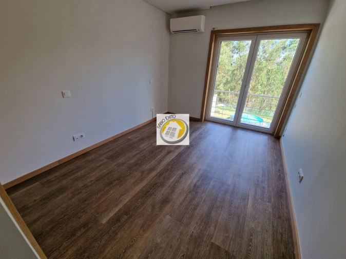 Moradia T3 para Venda em Canedo, Vale e Vila Maior Foto 24