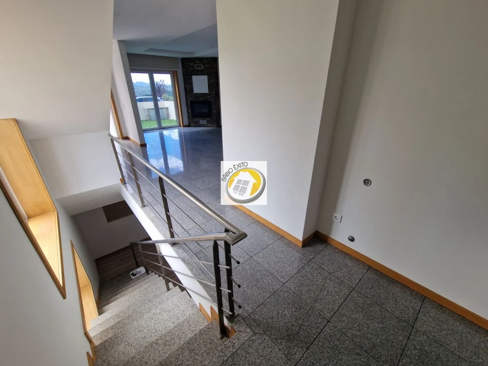 Moradia T3 para Venda em Canedo, Vale e Vila Maior Foto 17