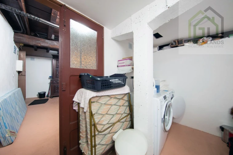 Moradia T3 para Venda em Vila Nova do Ceira Foto 44