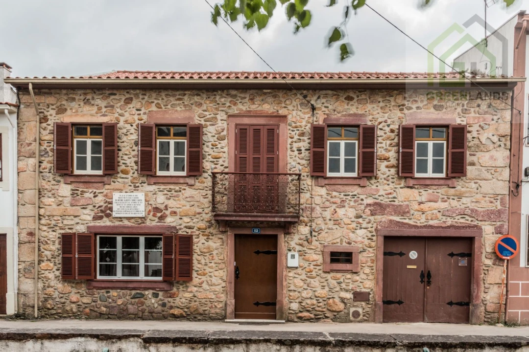 Moradia T3 para Venda em Vila Nova do Ceira Foto 1