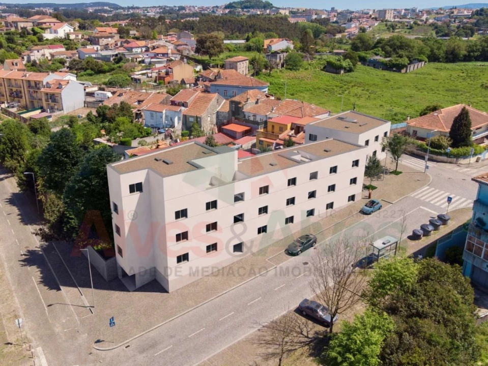 Apartamento T2 para Venda em Campanhã Foto 3