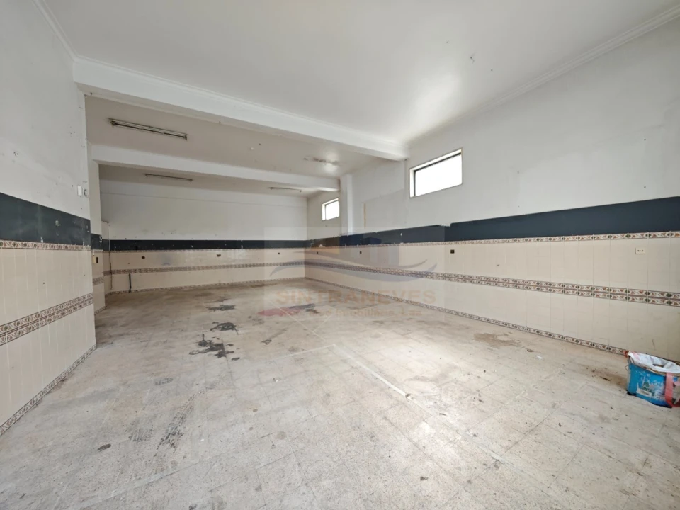 Armazém para Venda em Águas Livres Foto 2