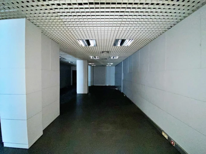 Loja para Venda em Cidade da Maia Foto 4