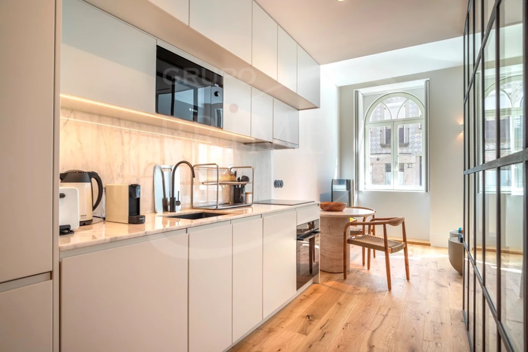 Apartamento T1 para Venda em Aldoar, Foz do Douro e Nevogilde Foto 1