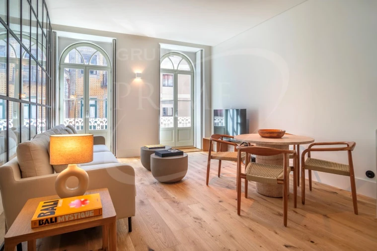 Apartamento T2 para Venda em Aldoar, Foz do Douro e Nevogilde Foto 2