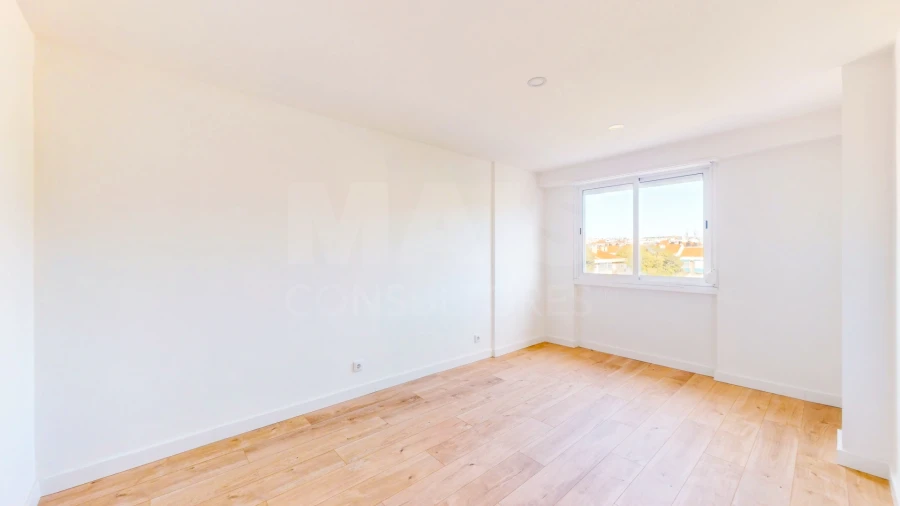 Apartamento T3 para Venda em Odivelas Foto 12