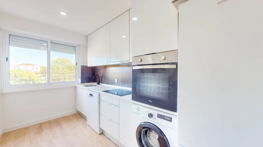 Apartamento T3 para Venda em Odivelas Foto 9