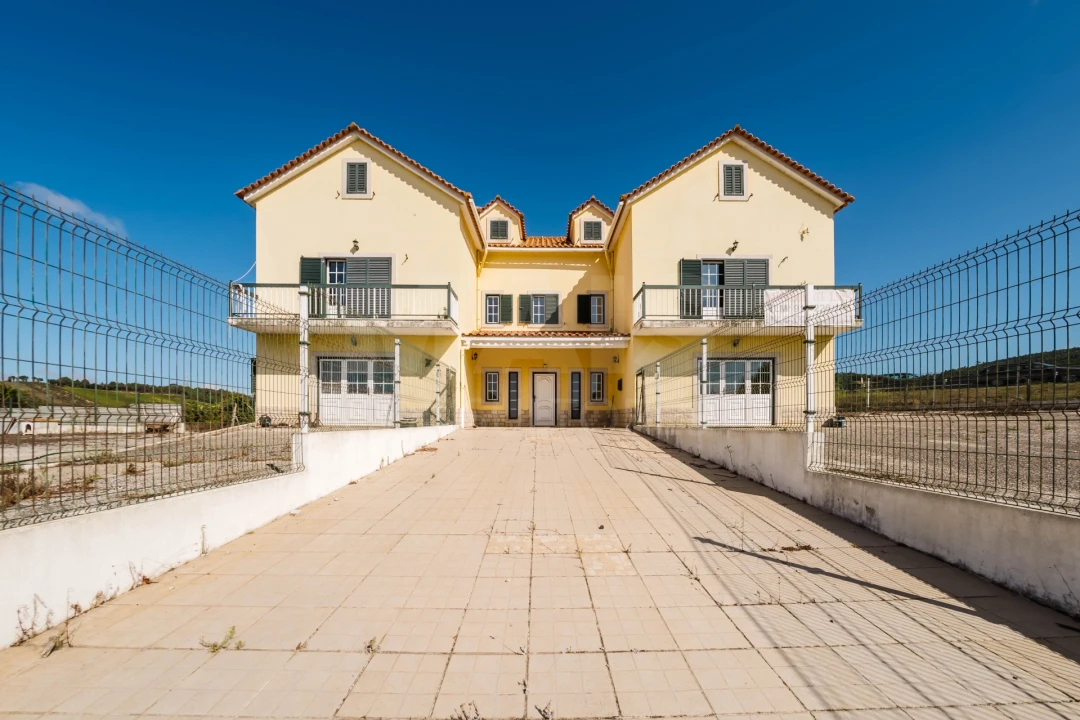 Moradia T3 para Venda em Roliça Foto 3