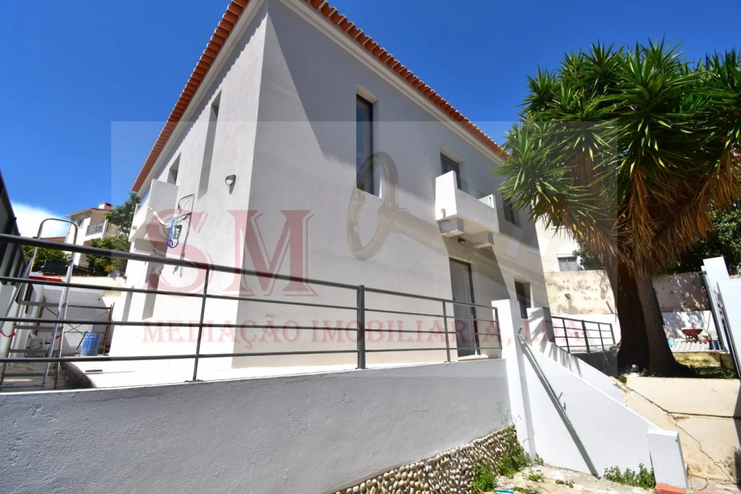 Moradia T4 para Venda em Almada, Cova da Piedade, Pragal e Cacilhas Foto 48