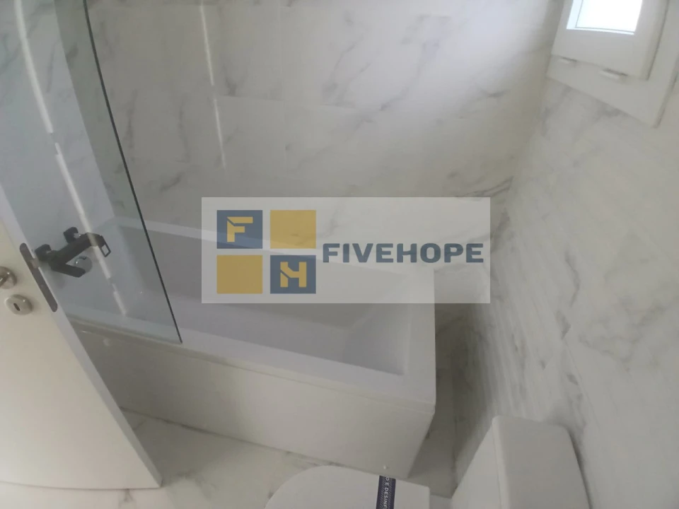 Moradia T4 para Venda em Antuzede e Vil de Matos Foto 14