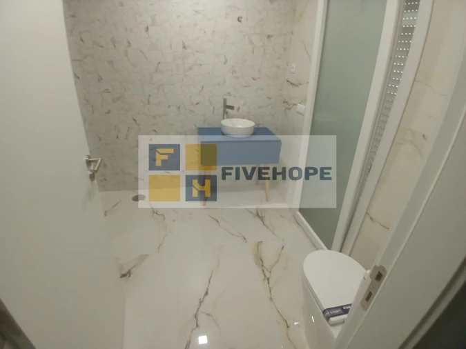 Moradia T4 para Venda em Antuzede e Vil de Matos Foto 16