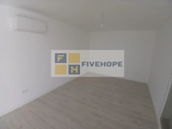 Moradia T4 para Venda em Antuzede e Vil de Matos Foto 19