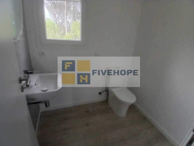 Moradia T4 para Venda em Antuzede e Vil de Matos Foto 13